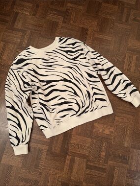 Zara Zebra Print Crewneck Sweatshirt - size S Black & Cream